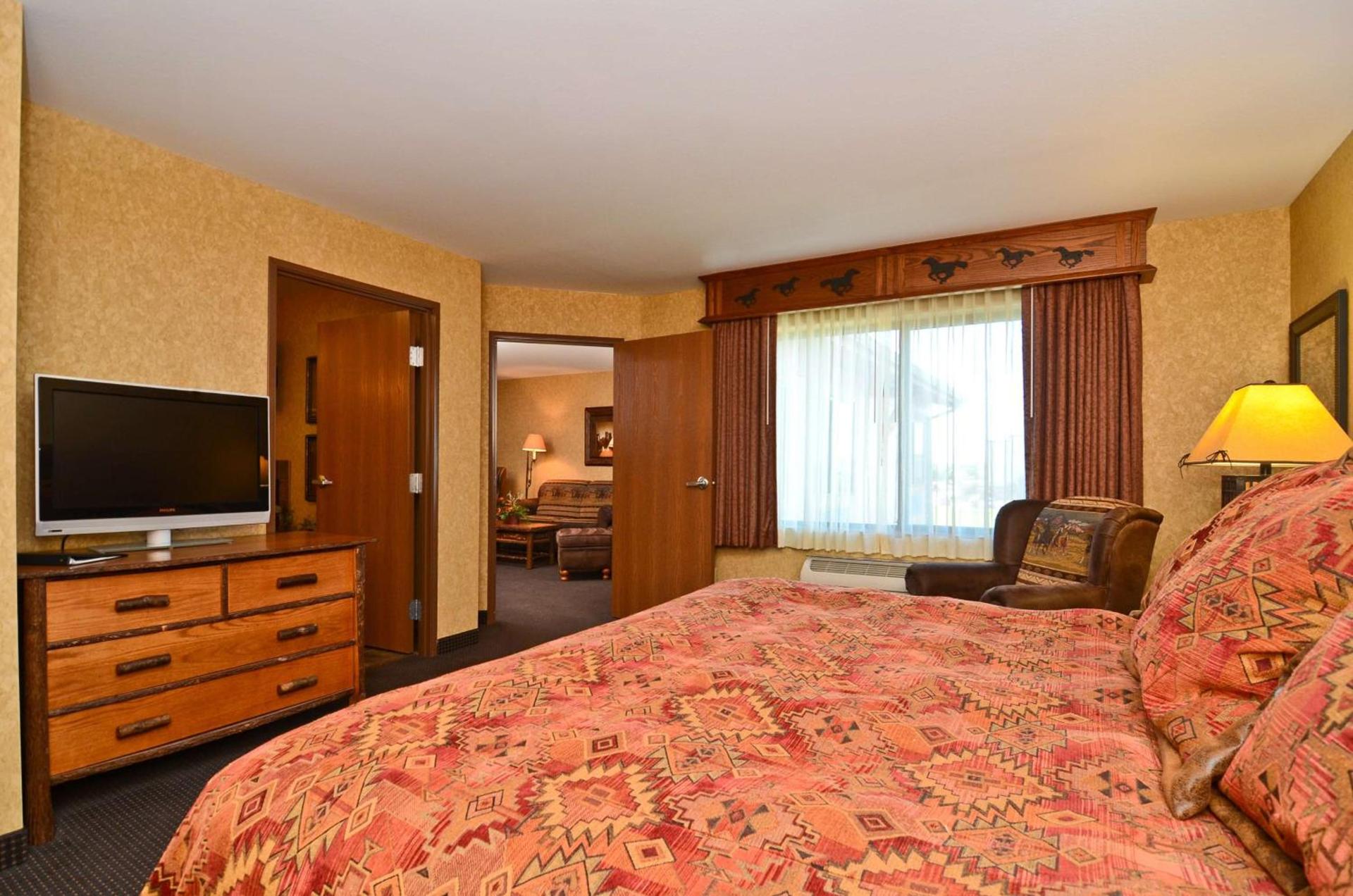 Best Western Plus Kelly Inn and Suites photo 35