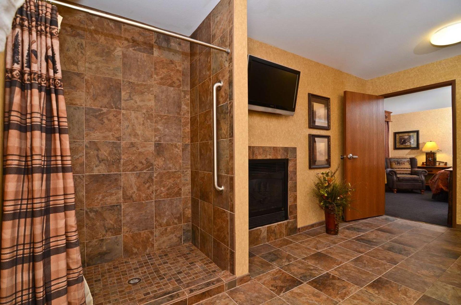 Best Western Plus Kelly Inn and Suites photo 45