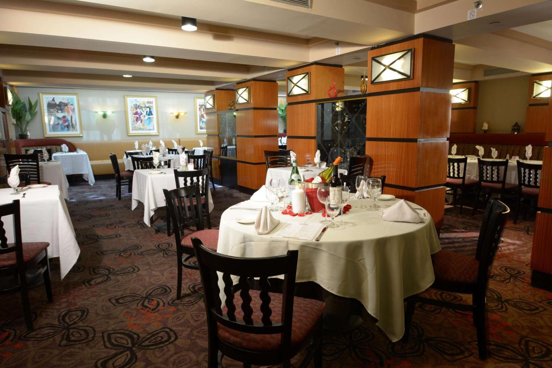 Inn at Great Neck photo 12