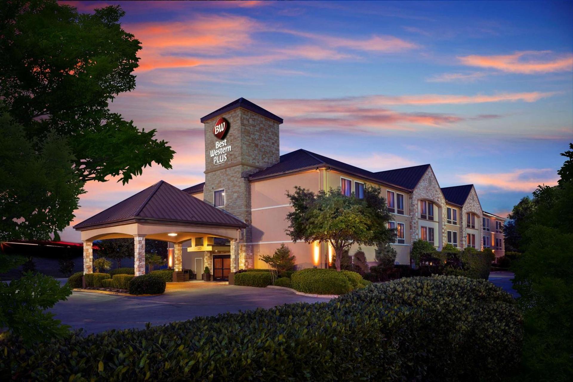 Best Western Plus Lewisville Flower Mound — hotel in Lewisville