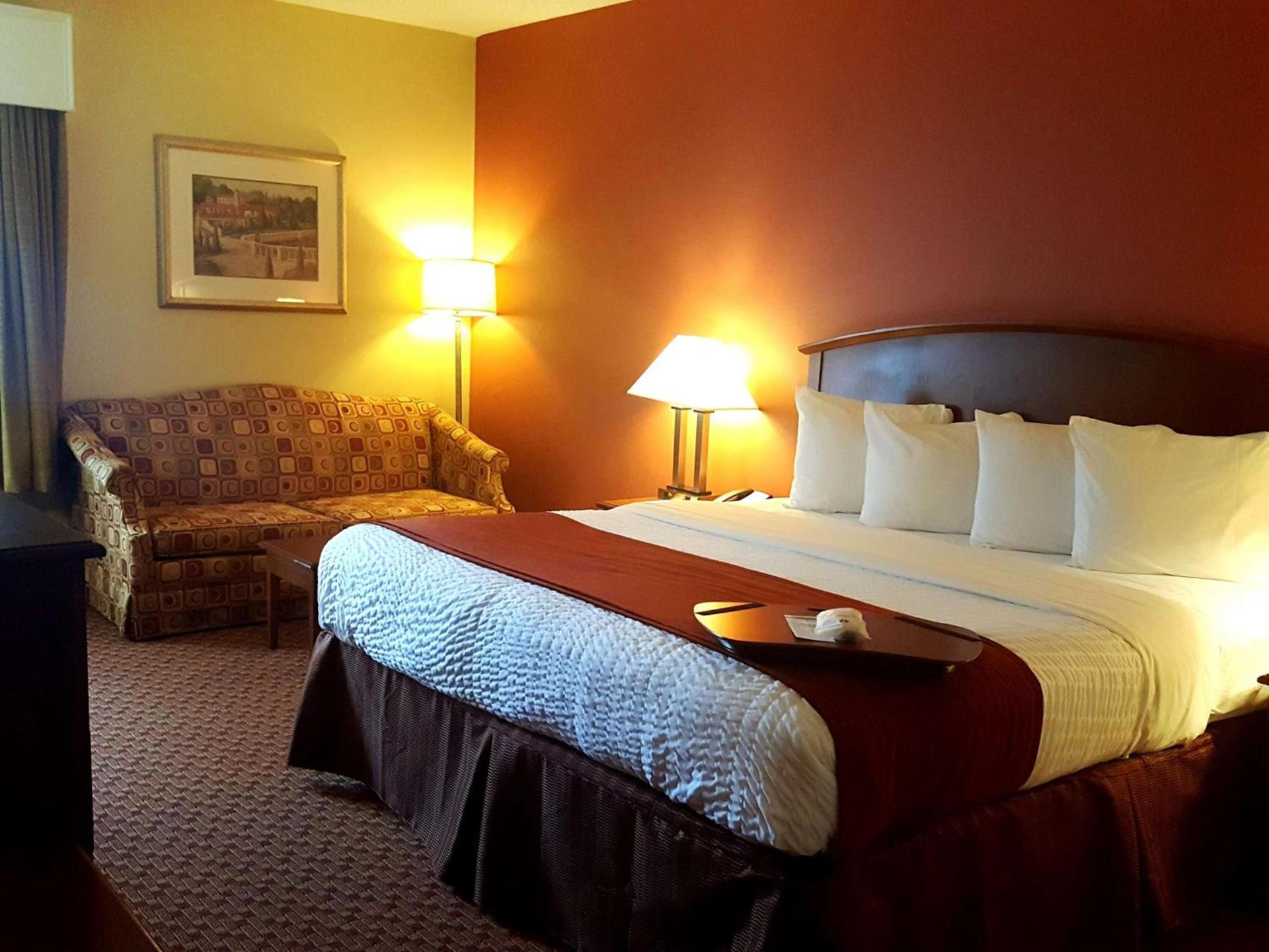 Best Western Hickory photo 16