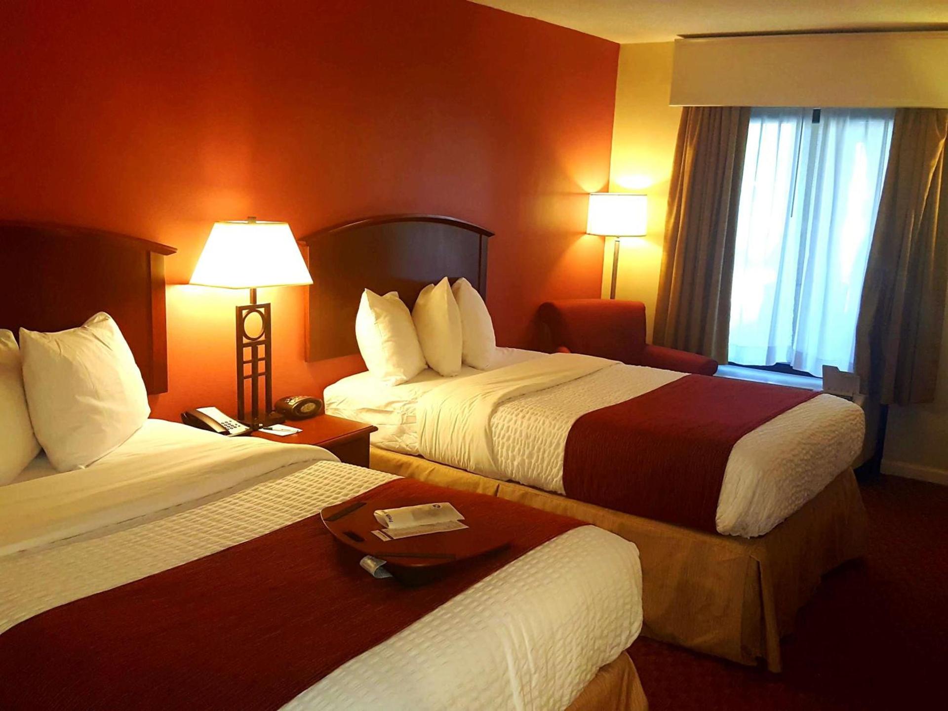 Best Western Hickory photo 7
