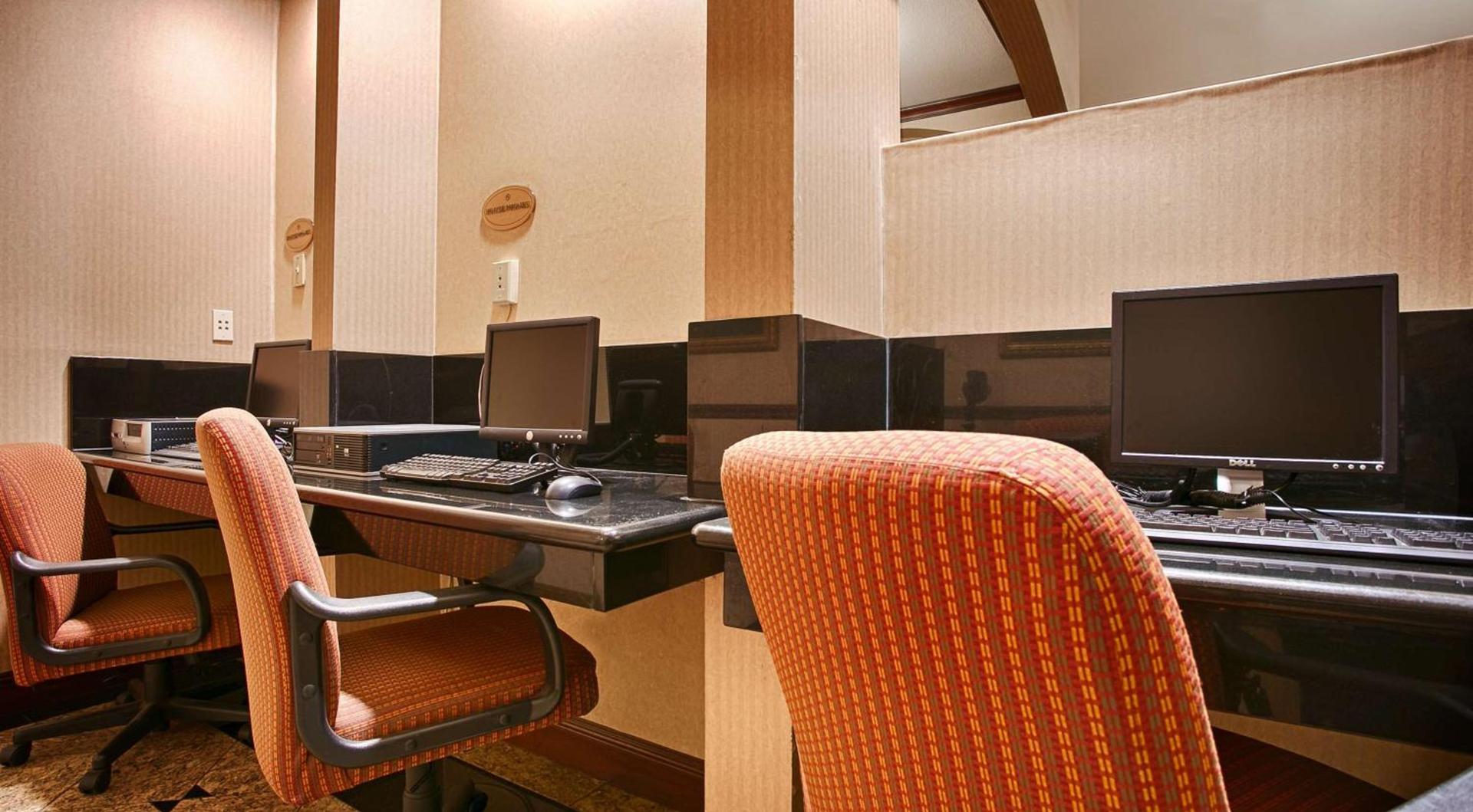 Best Western Plus Heritage Inn photo 22