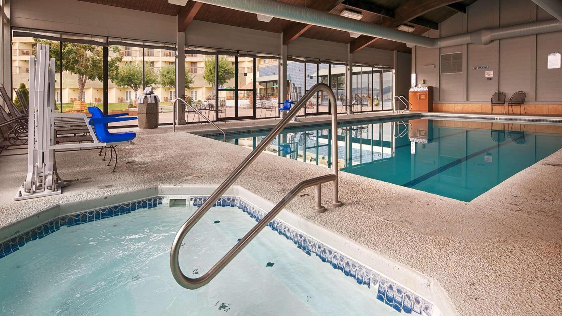 Best Western Plus Silverdale Beach Hotel photo 37