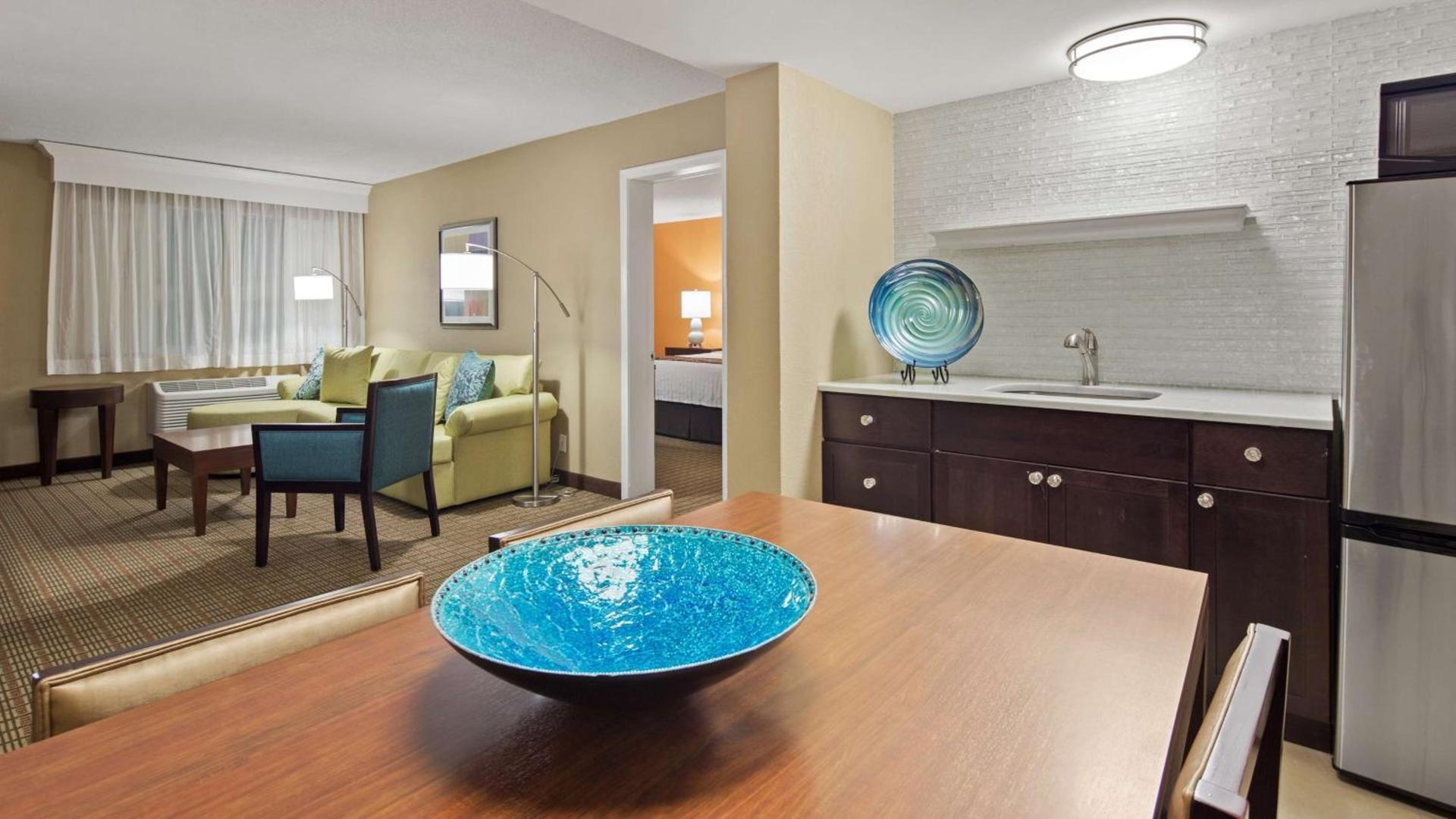 Best Western Palm Beach Lakes photo 25