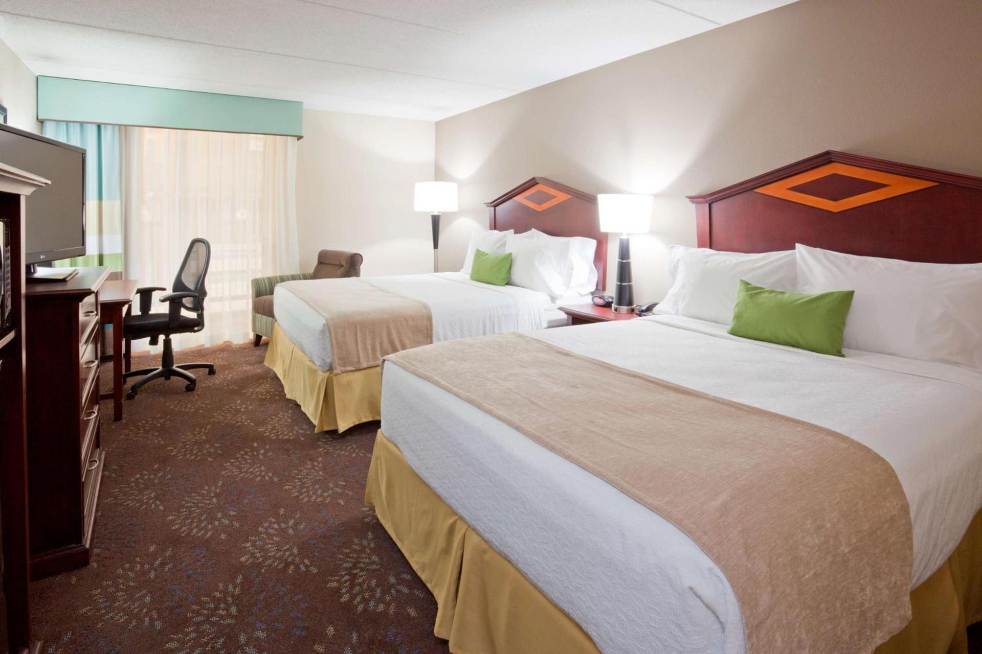 Best Western Plus Willmar photo 20