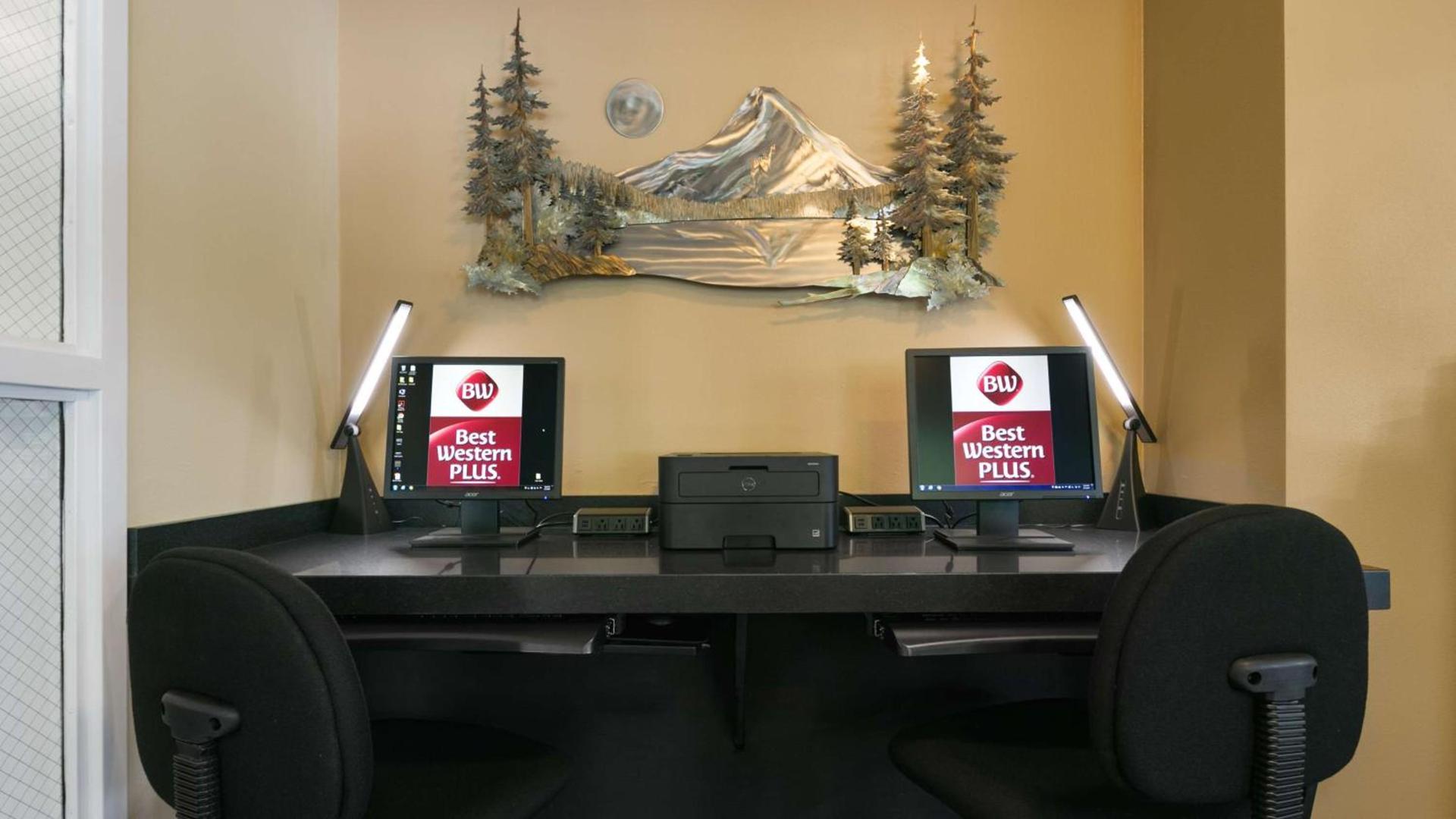 Best Western Plus Columbia River Inn photo 68