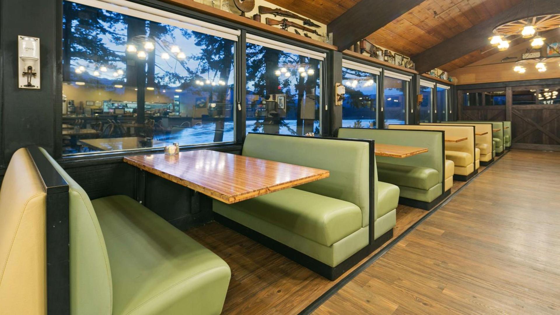 Best Western Plus Columbia River Inn photo 62