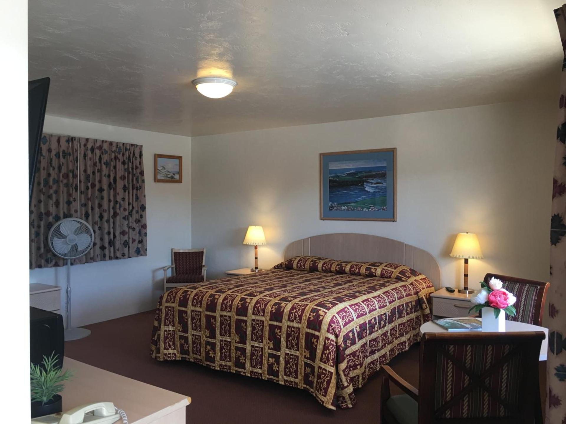 Old Marina Inn photo 9