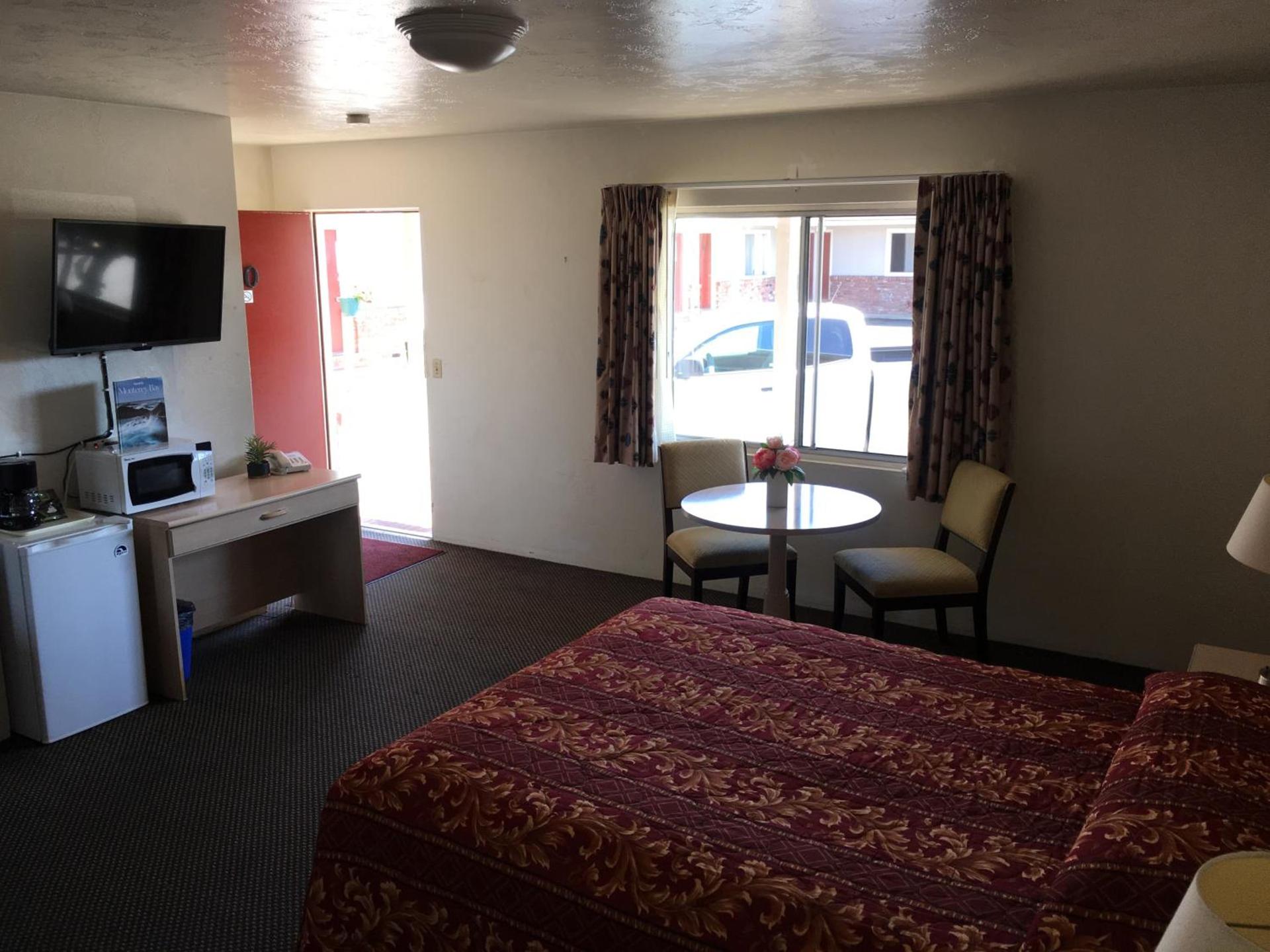 Old Marina Inn photo 8