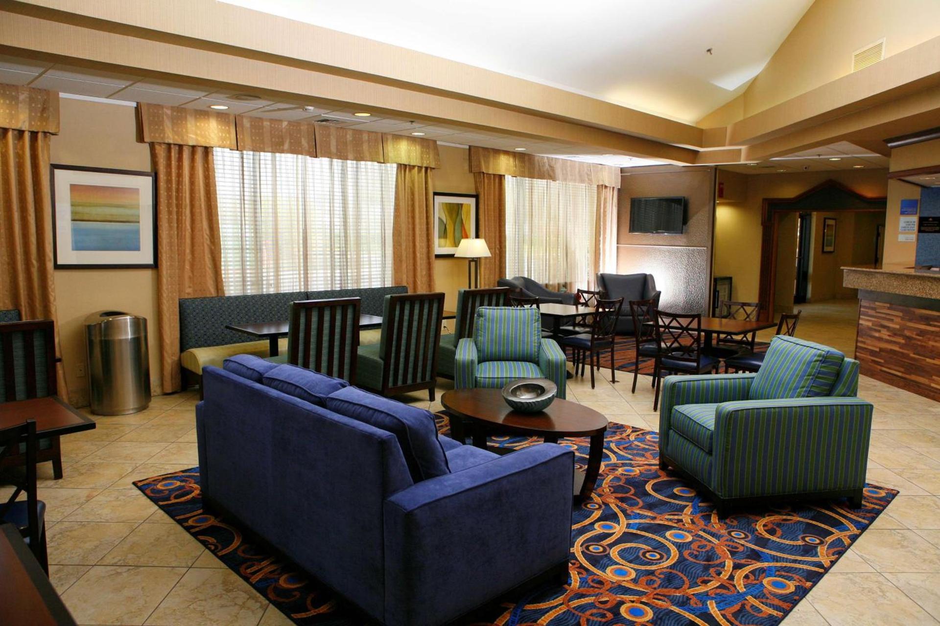 Best Western Plus Goldsboro photo 11