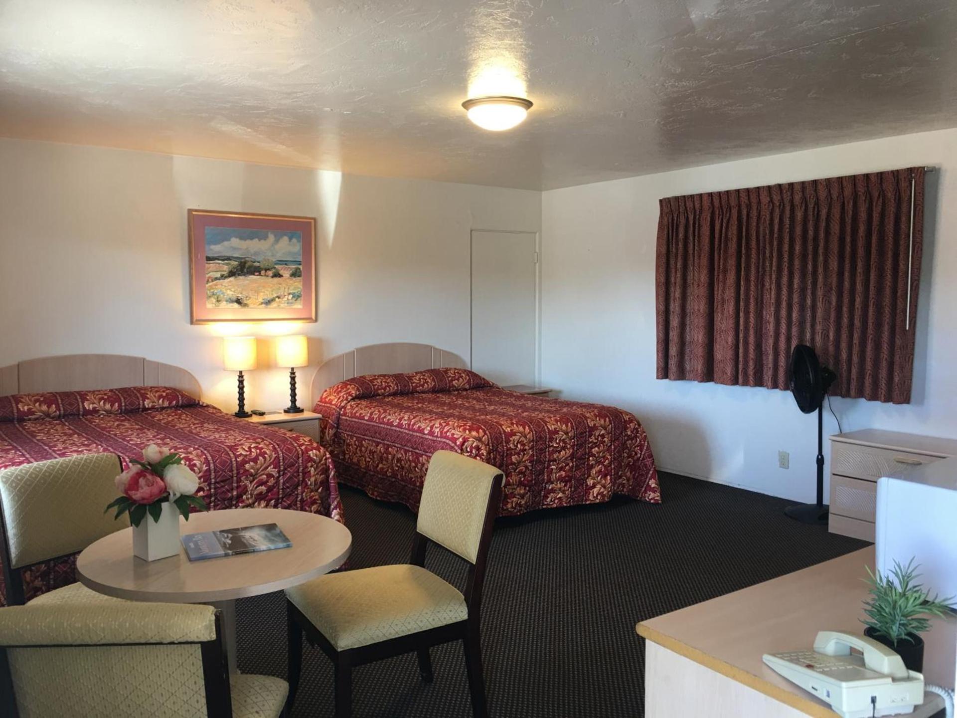 Old Marina Inn photo 5