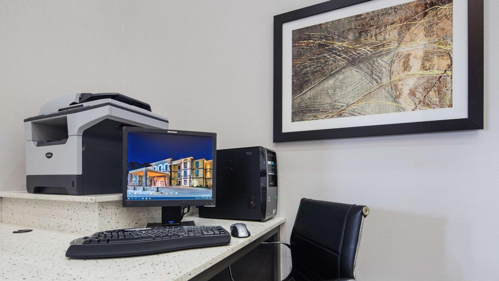 Best Western Plus Regency Park photo 6
