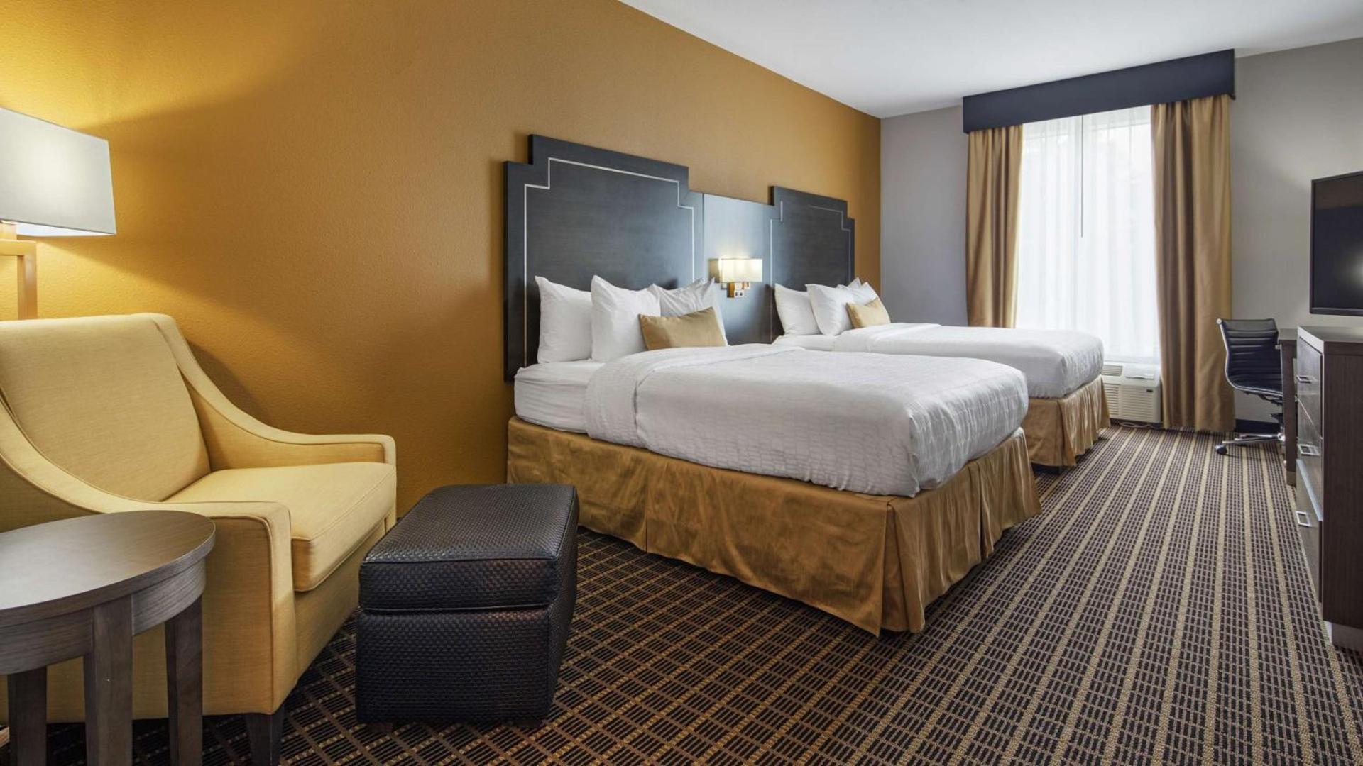 Best Western Plus Regency Park photo 13