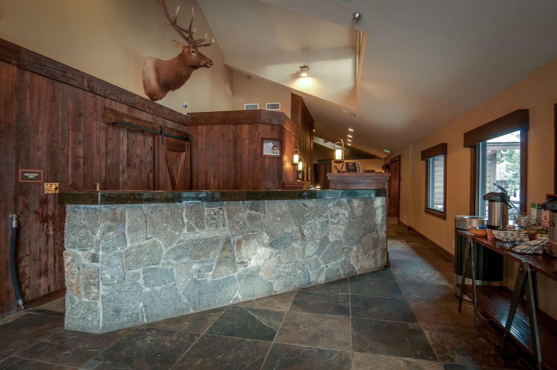 Best Western Plus Truckee-Tahoe Hotel photo 6