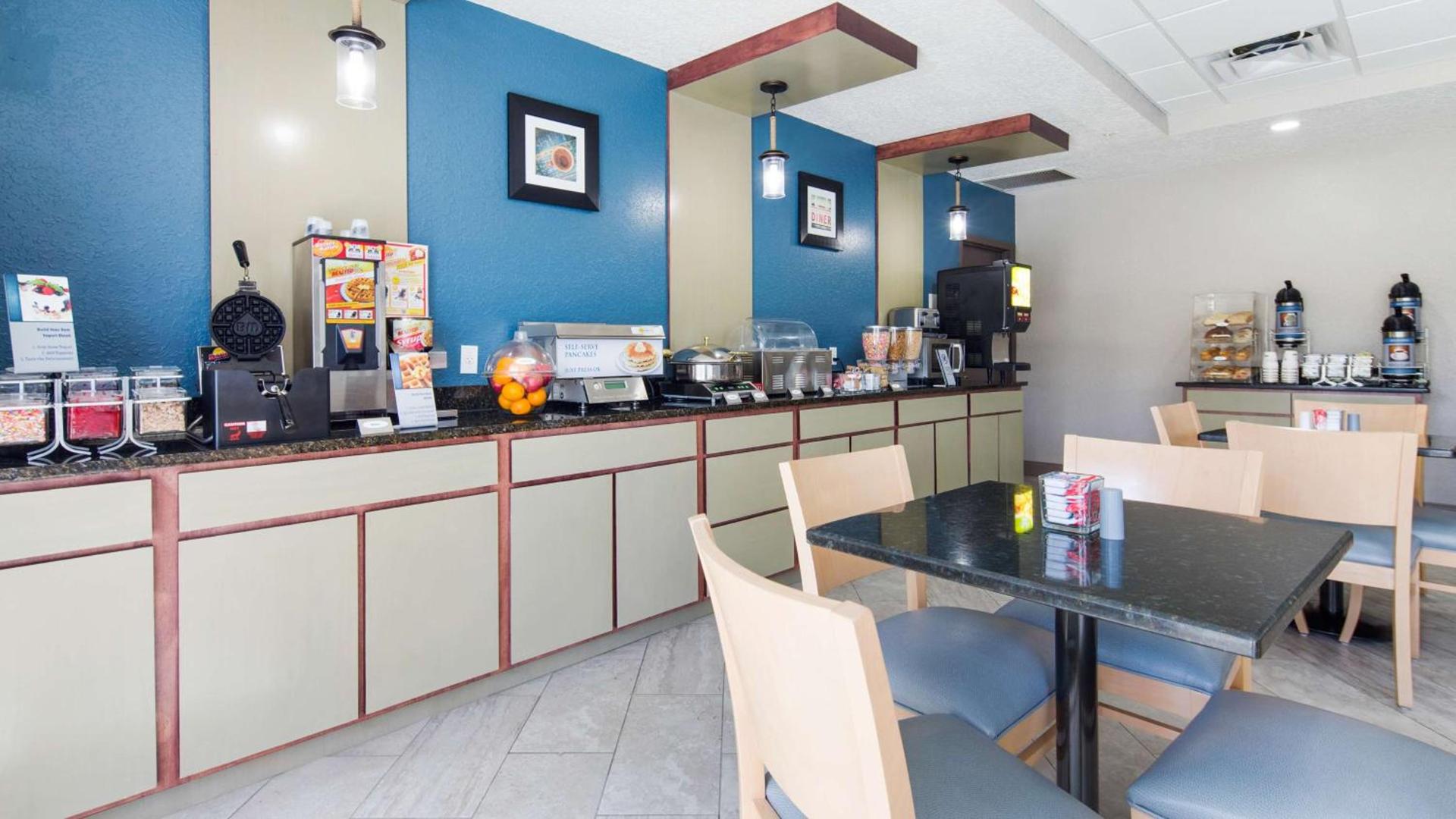 Best Western Waldo Inn & Suites photo 11