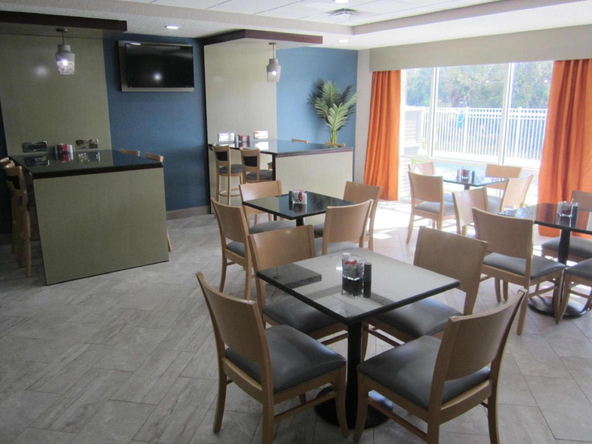 Best Western Waldo Inn & Suites photo 10
