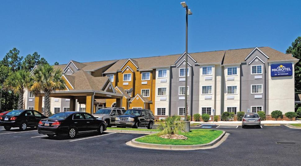 Microtel Inn & Suites by Wyndham Walterboro photo 19