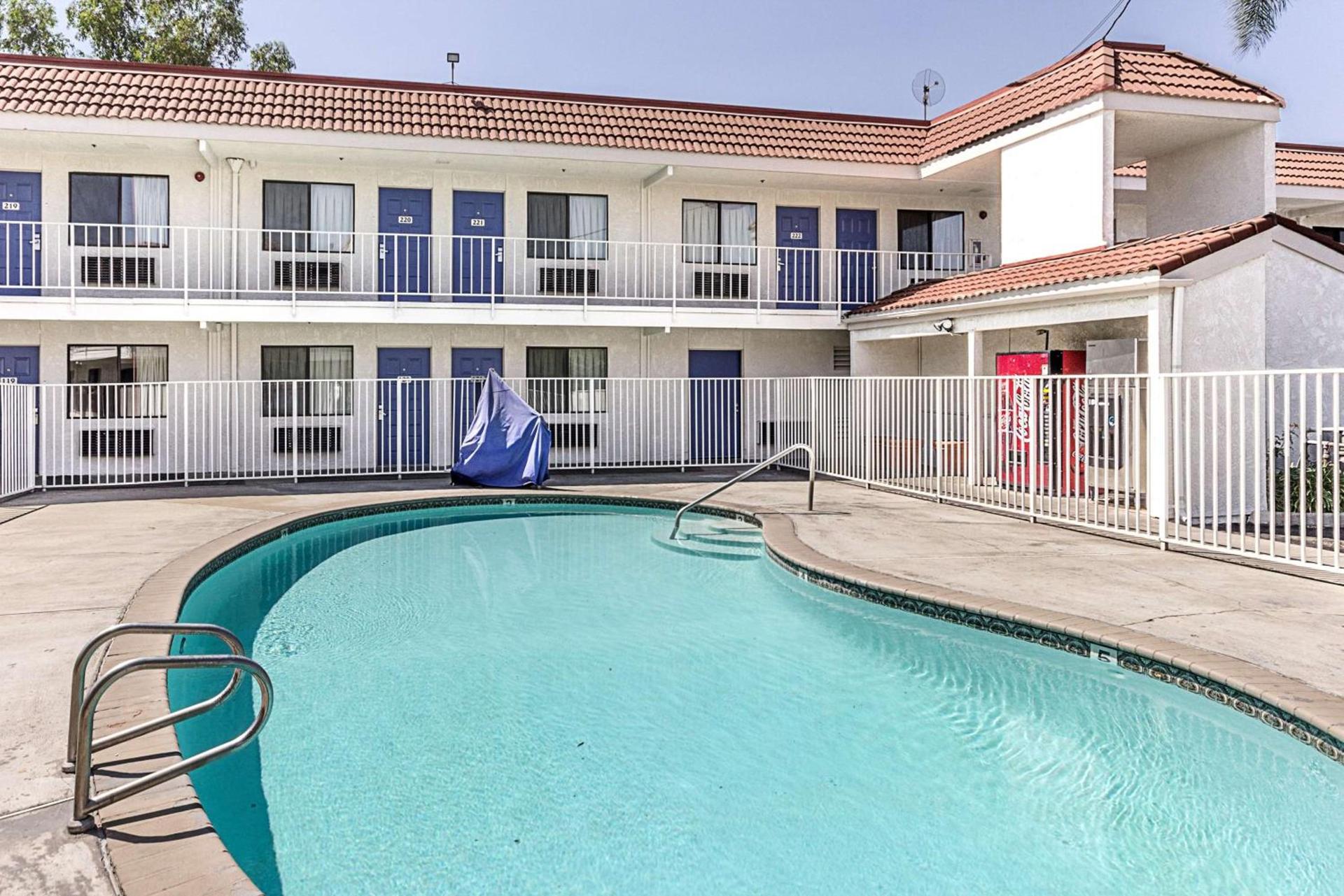 Motel 6-Fresno, CA photo 9