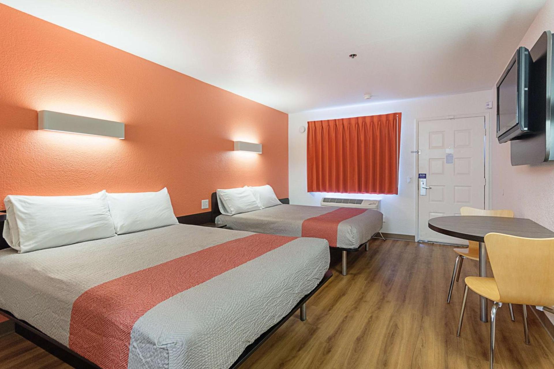 Motel 6-Fresno, CA photo 13