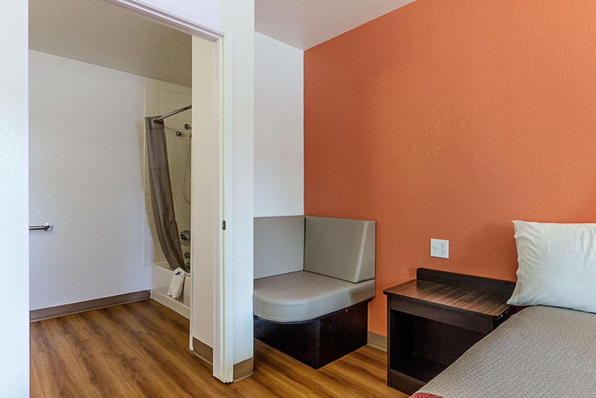 Motel 6-Fresno, CA photo 17