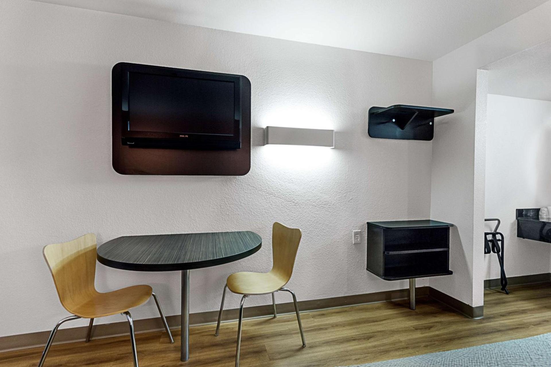 Motel 6-Fresno, CA photo 30