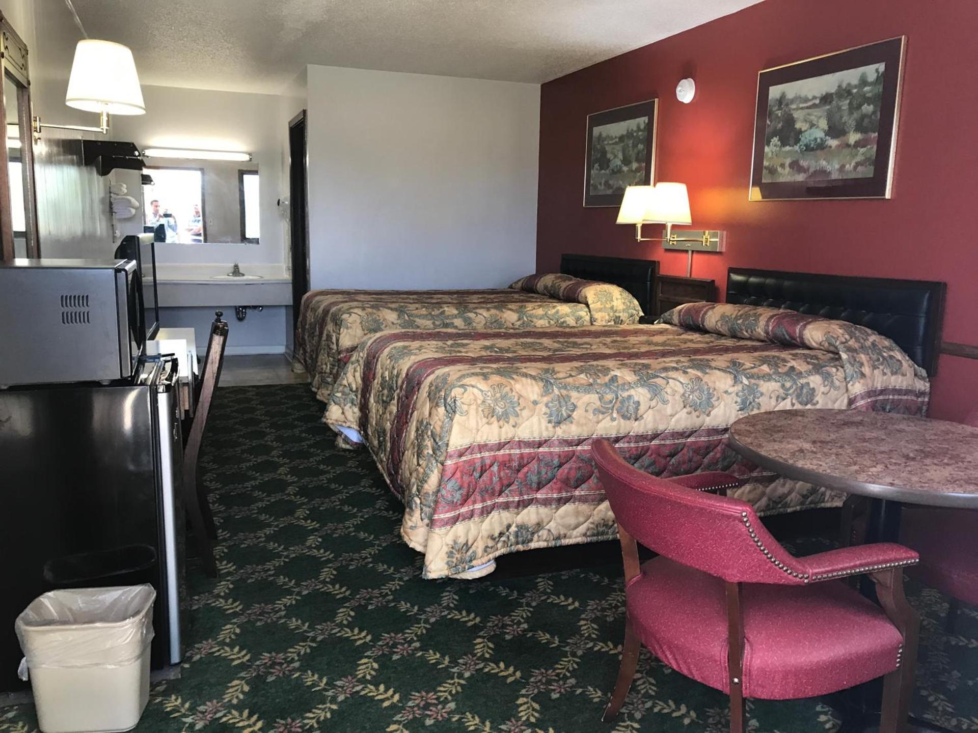 Budget Host Inn photo 45