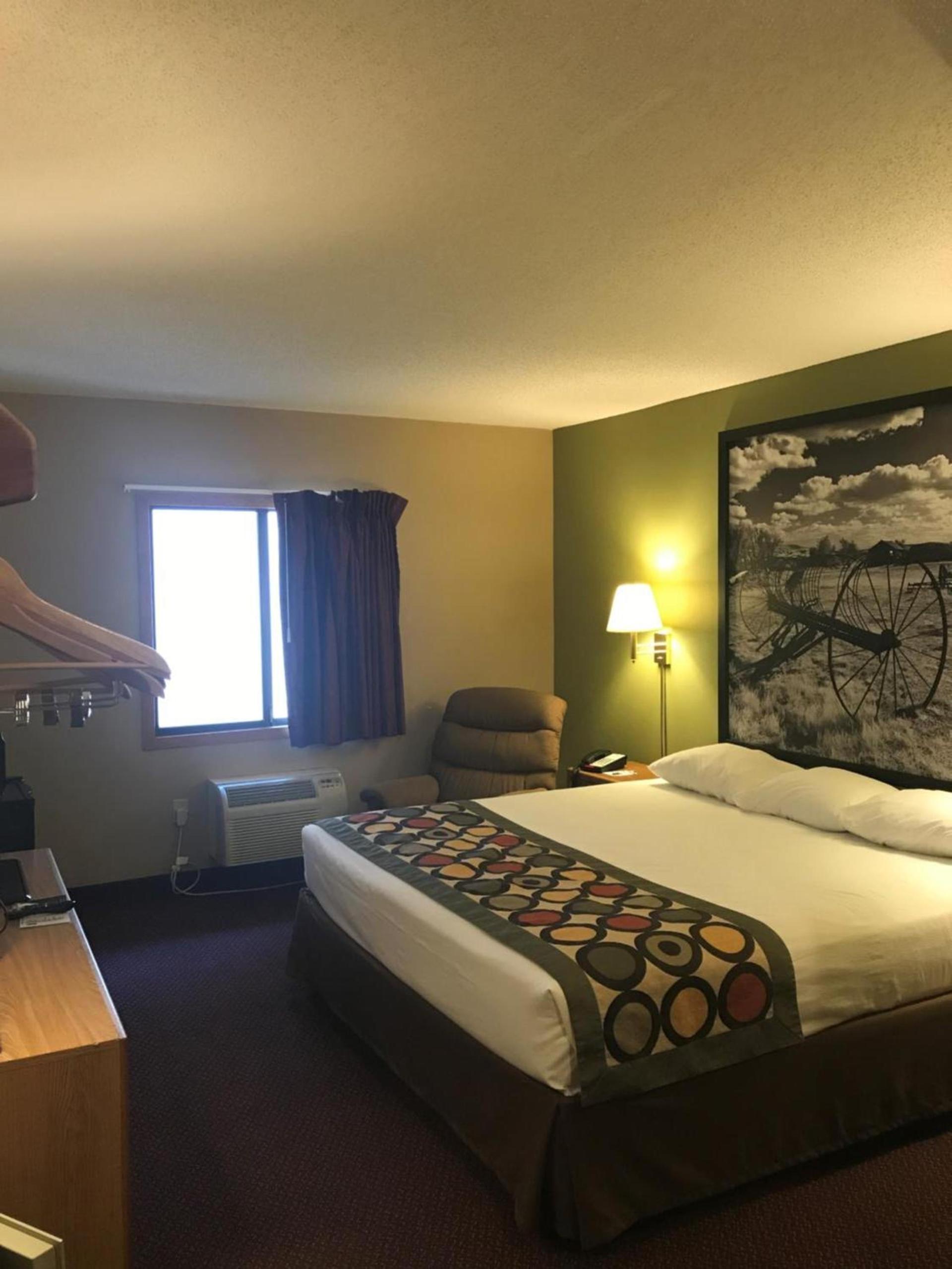 Super 8 by Wyndham Aberdeen East photo 15