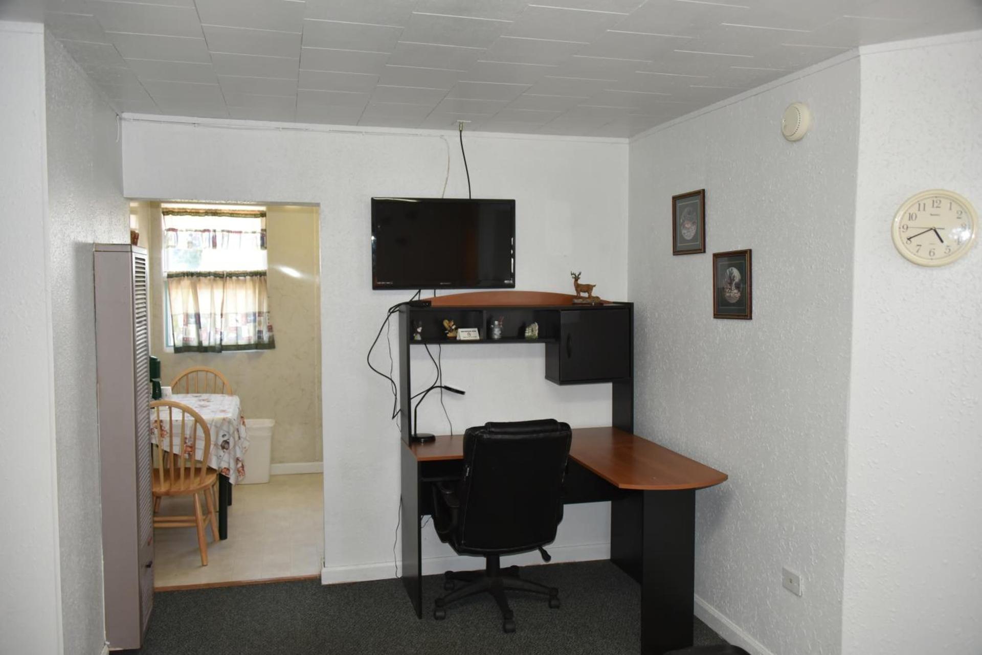 Royals Inn Motel photo 20