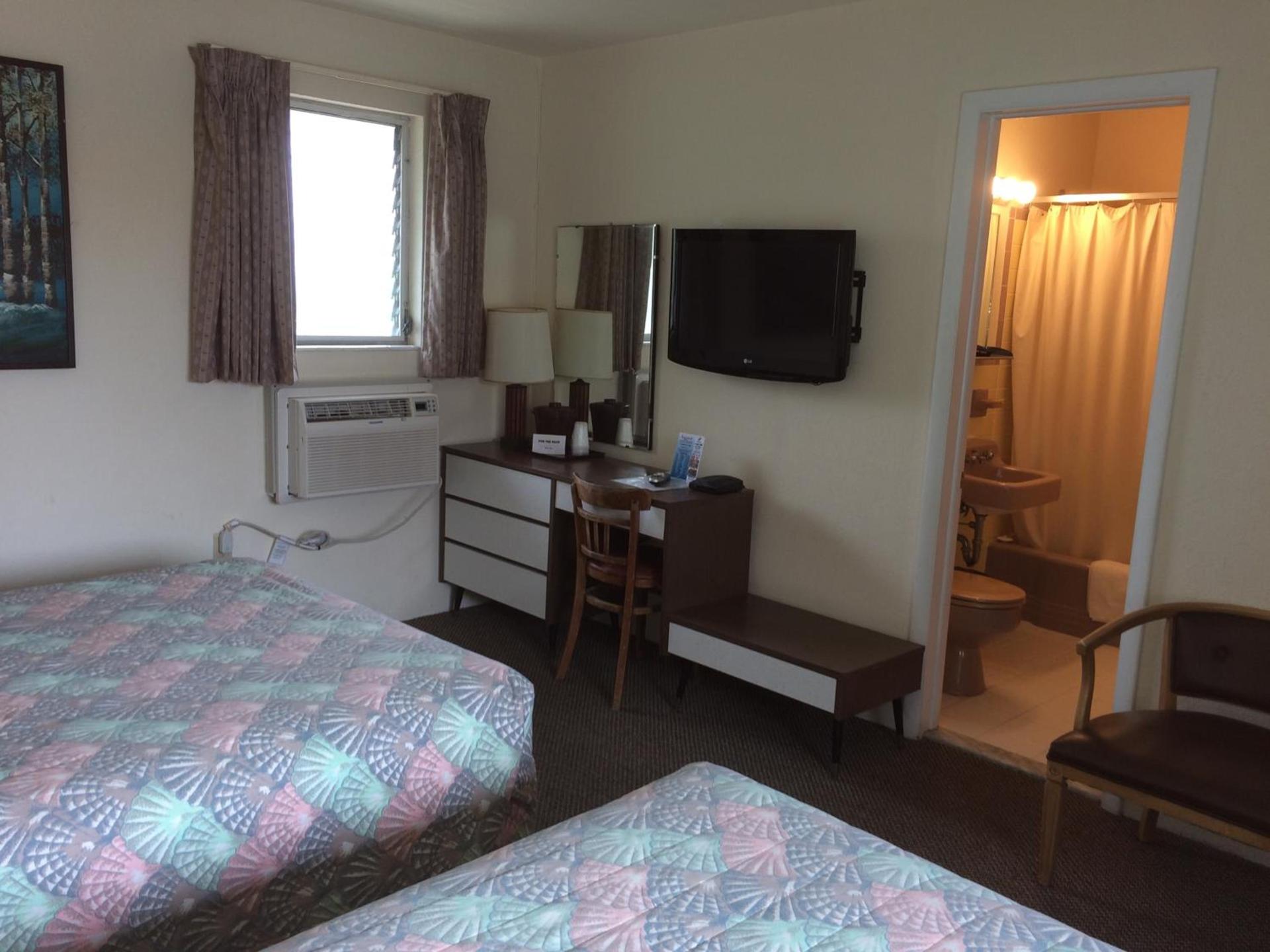 Crystal Sands Motel photo 23