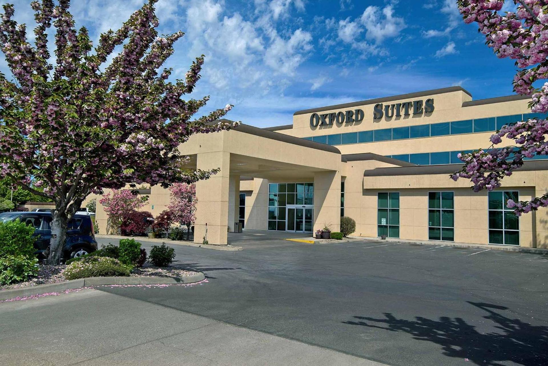 Oxford Suites Yakima — hotel in Yakima
