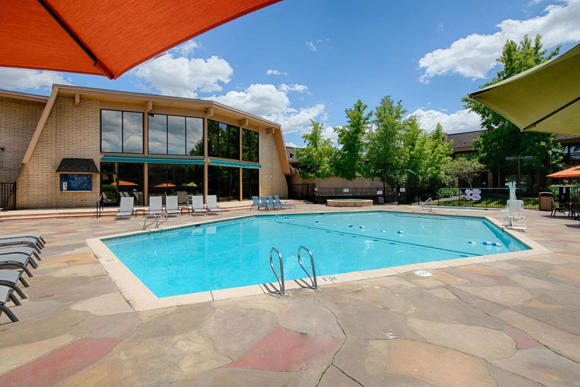 Red Lion Hotel Redding photo 25