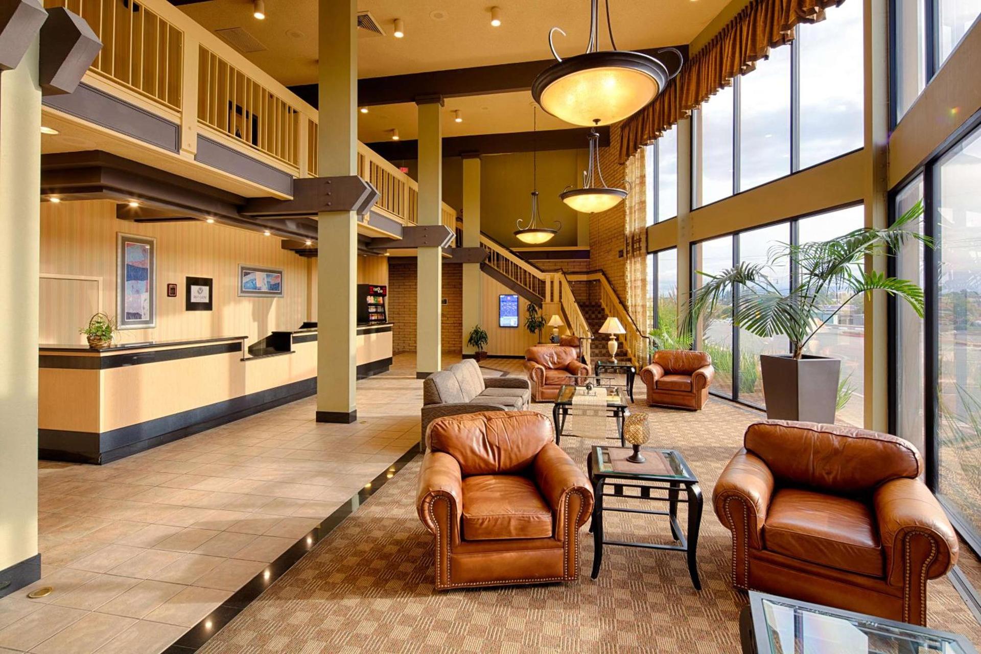 Red Lion Hotel Redding photo 7