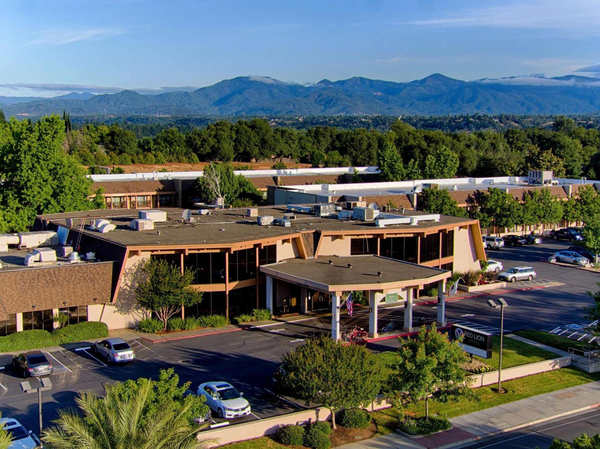 Red Lion Hotel Redding — hotel in Redding