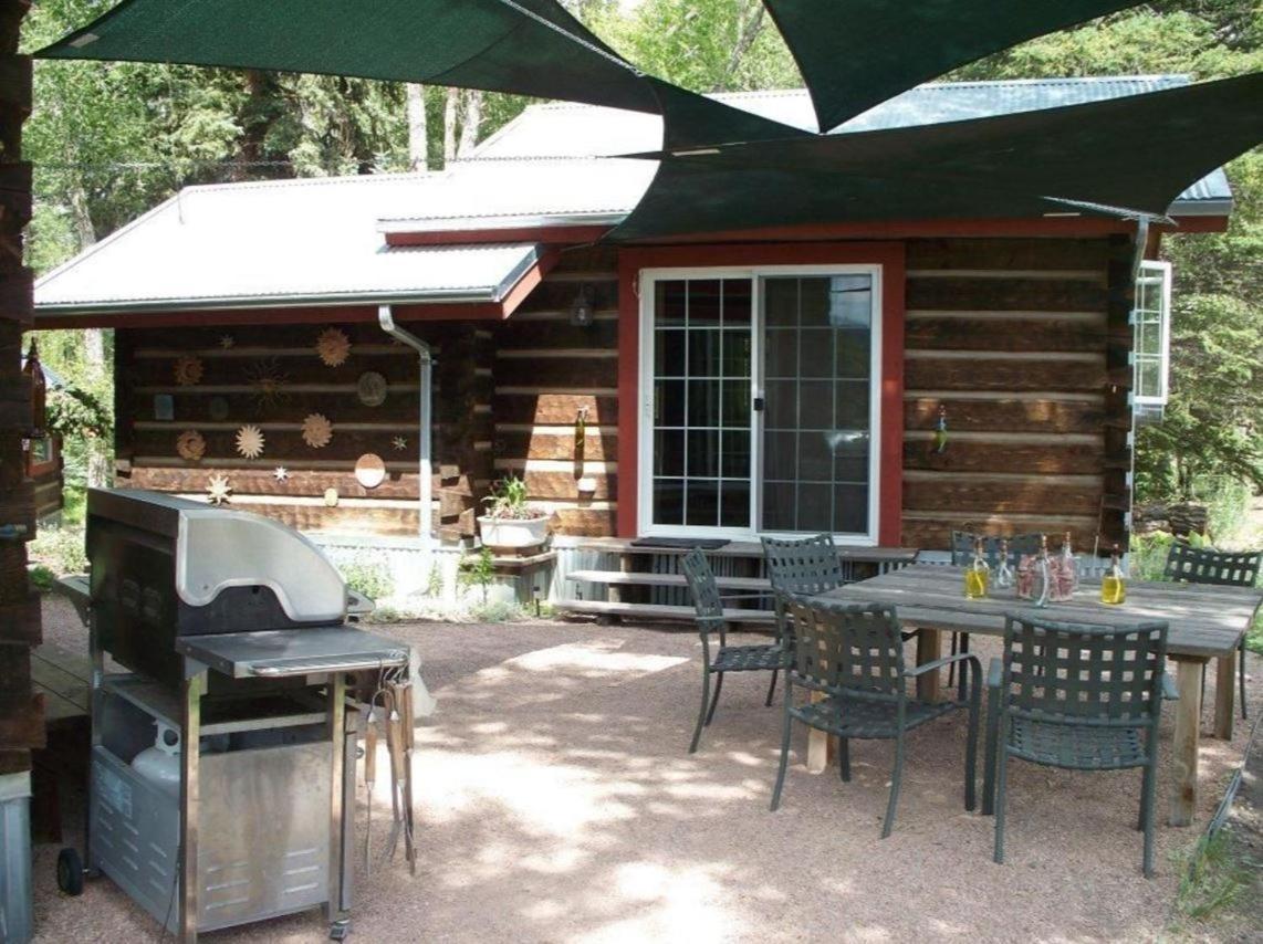 Riverside Meadows Cabins photo 31