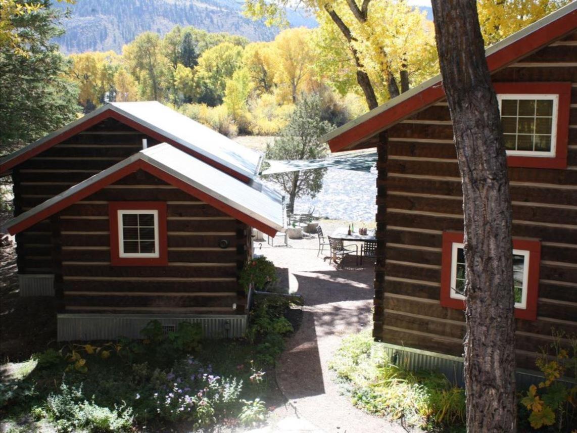 Riverside Meadows Cabins photo 27