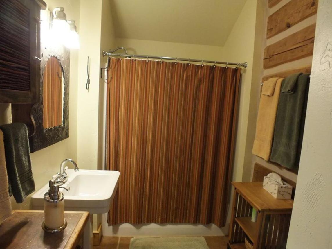 Riverside Meadows Cabins photo 20