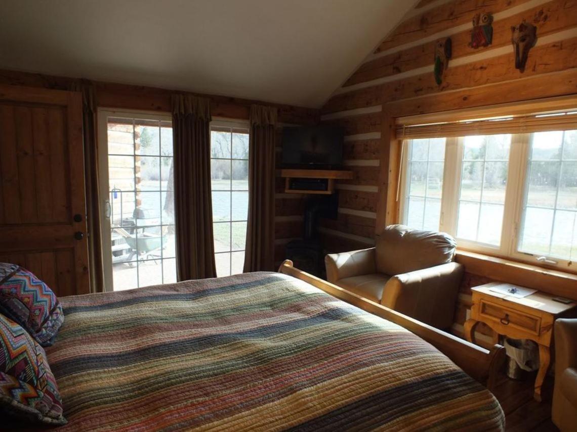 Riverside Meadows Cabins photo 23