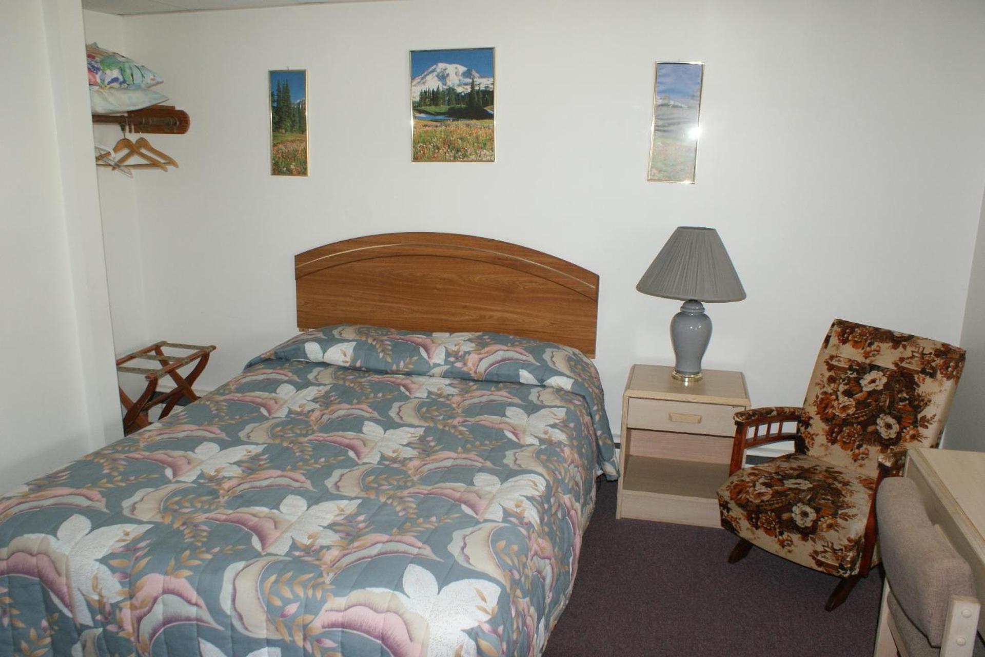 Northern Peaks Motor Inn photo 91