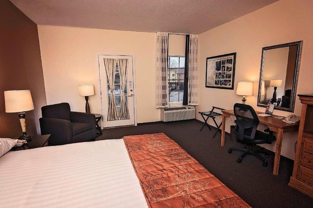 Marv Herzog Hotel photo 23