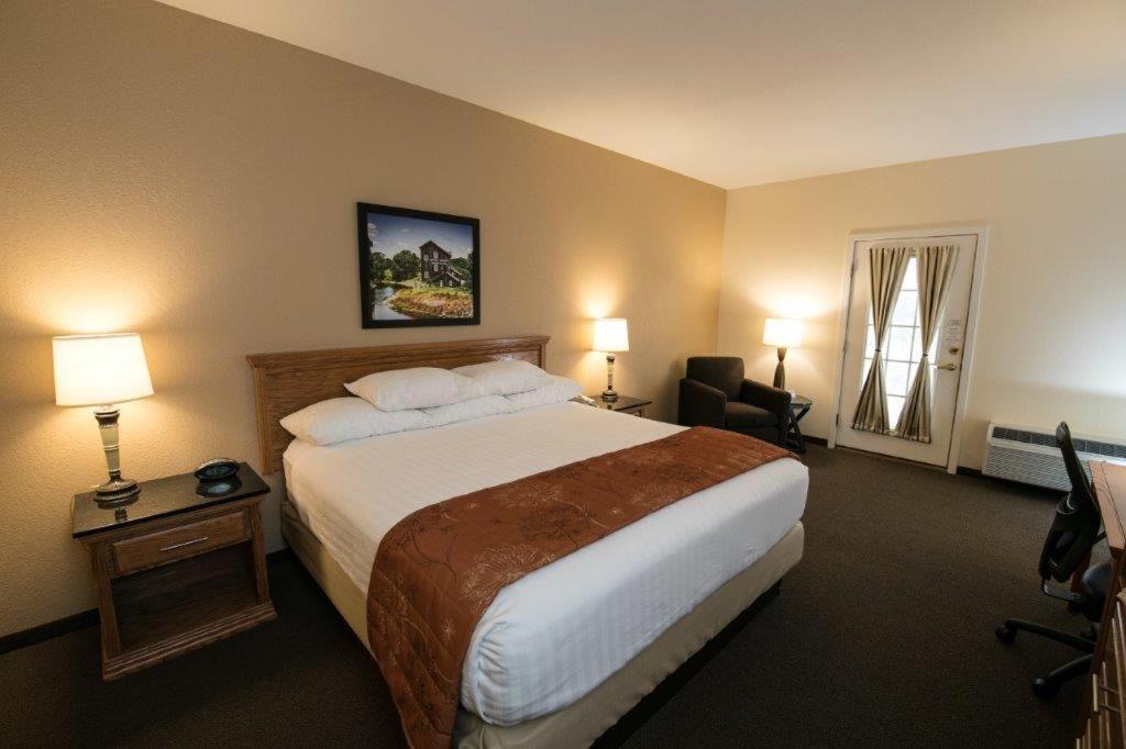 Marv Herzog Hotel photo 25