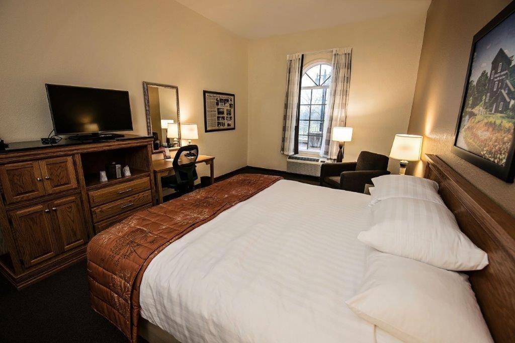Marv Herzog Hotel photo 26