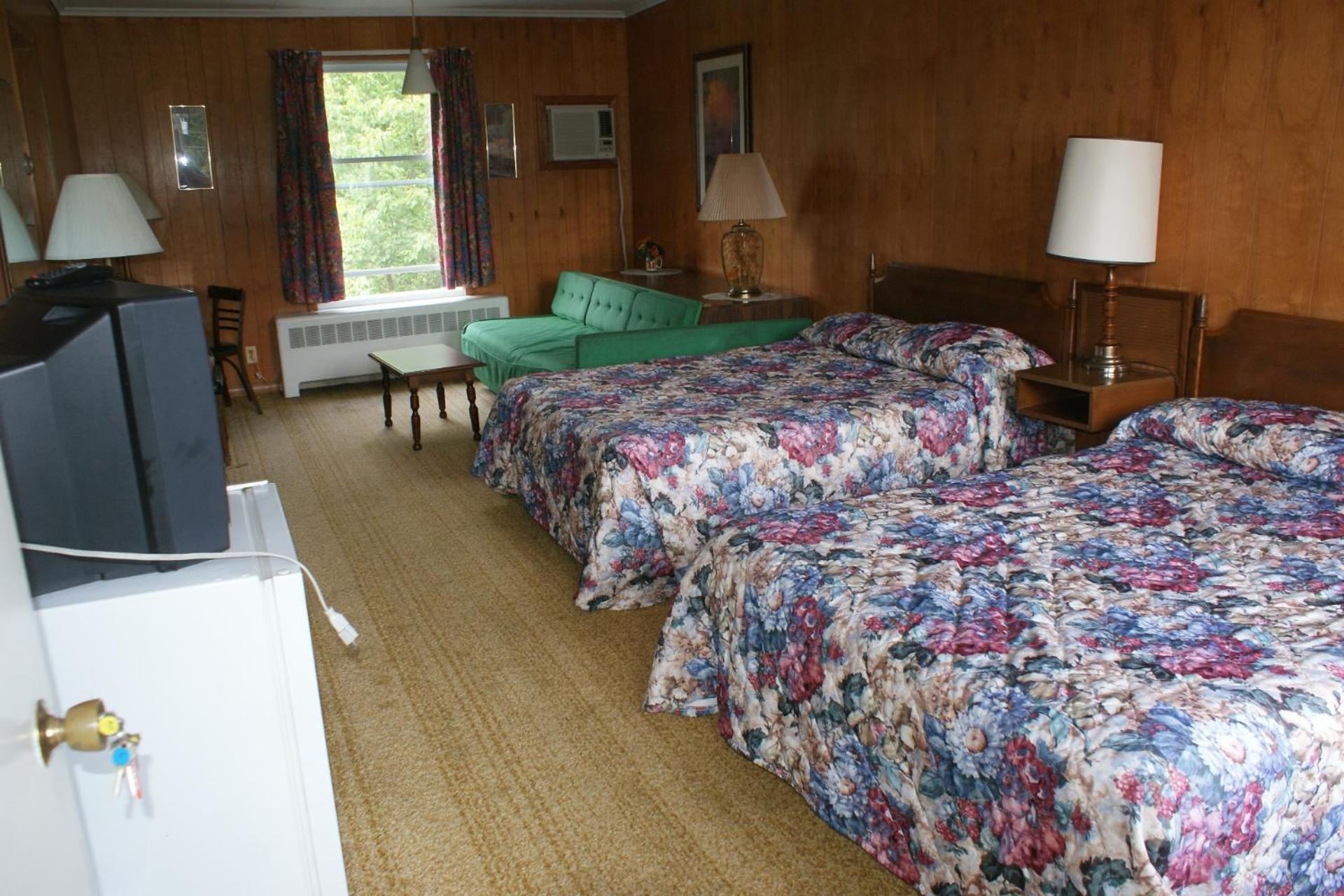 Northern Peaks Motor Inn photo 59