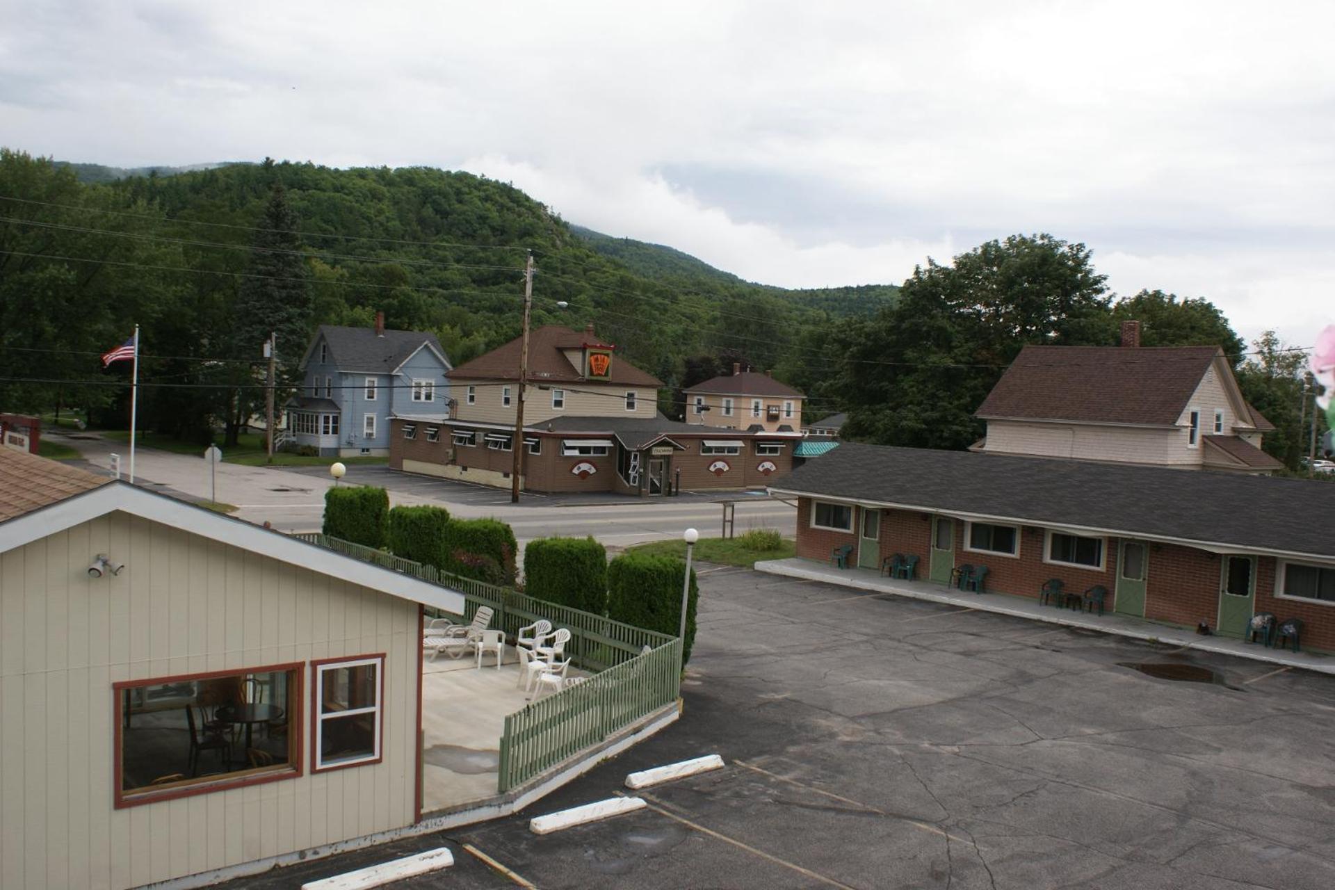Northern Peaks Motor Inn photo 76
