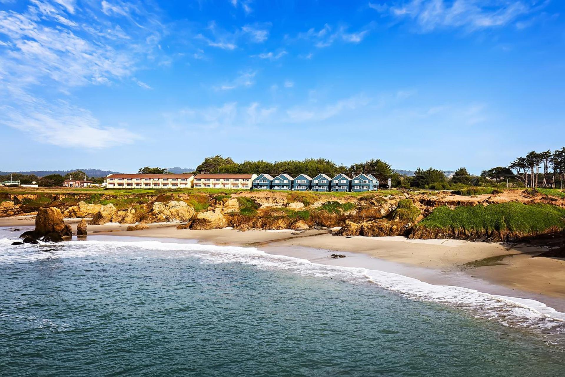 Surf and Sand Lodge photo 17