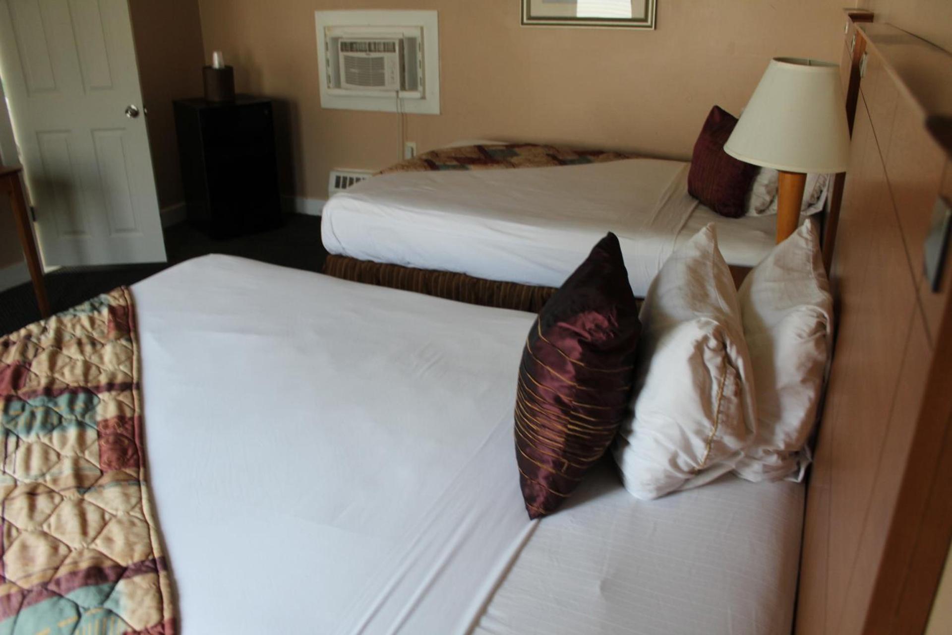 Capri Motel photo 45