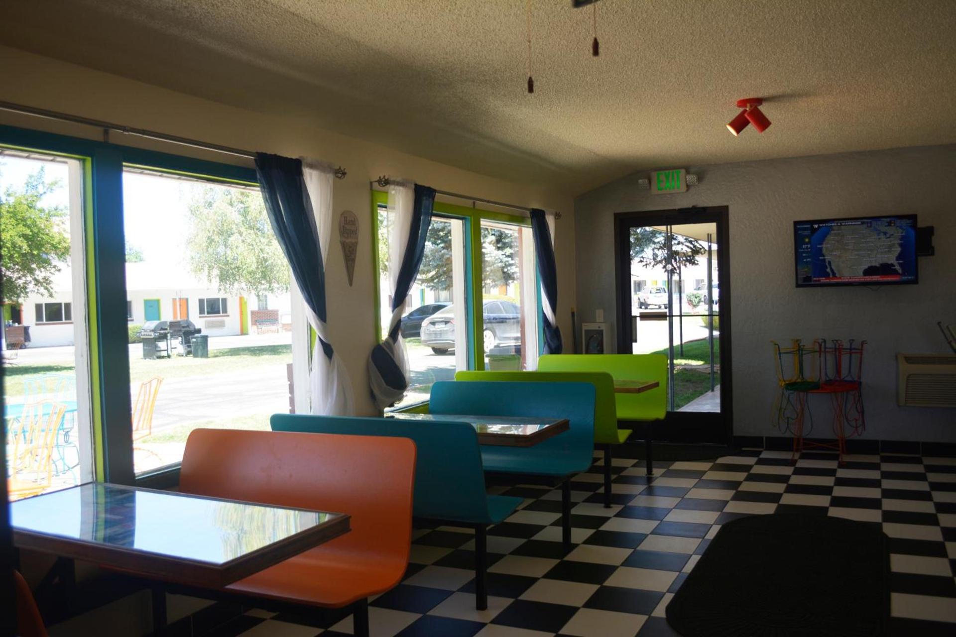 Retro Inn at Mesa Verde photo 40