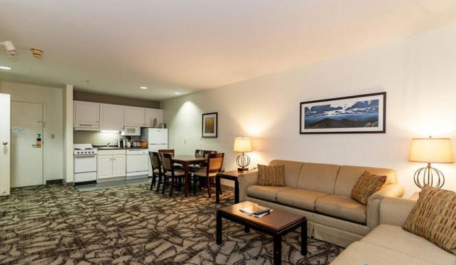 Grand Summit Hotel at Attitash photo 21