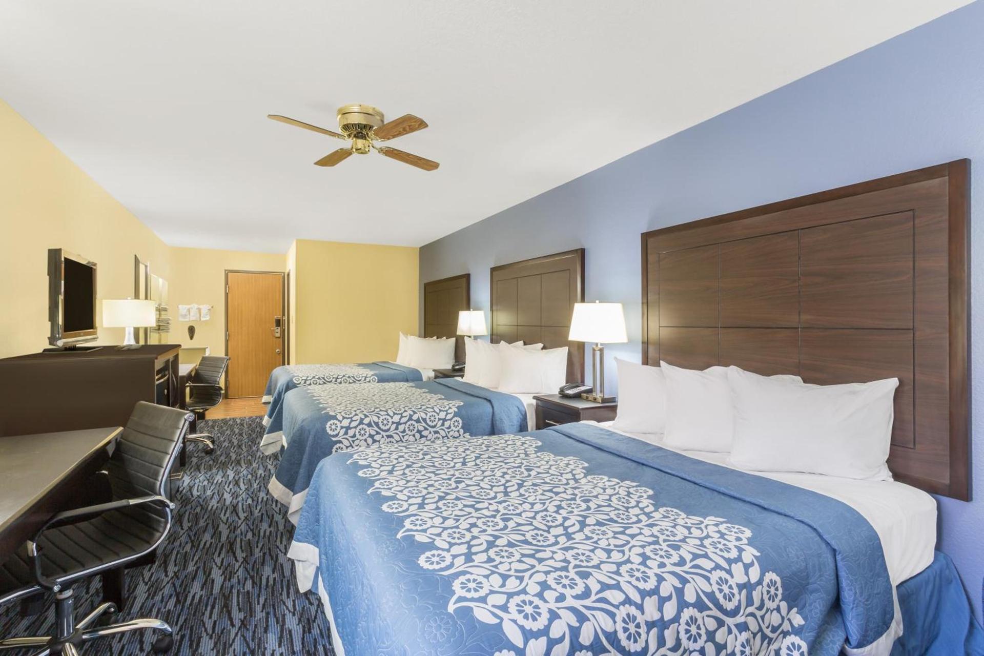 Days Inn by Wyndham Moab photo 25