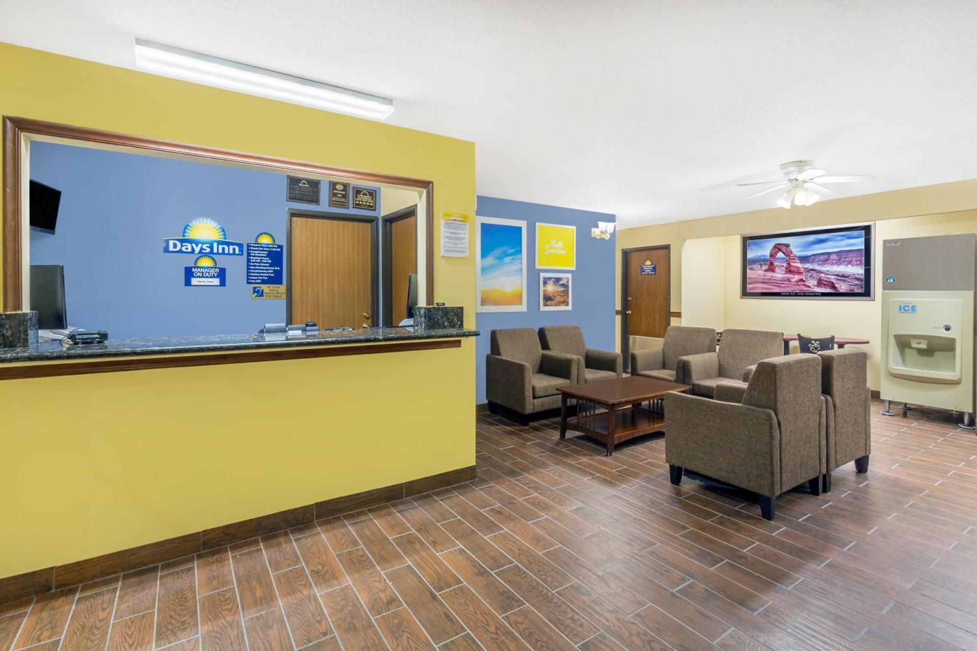 Days Inn by Wyndham Moab photo 32